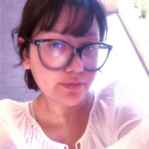 Meet your Posher, Claudia